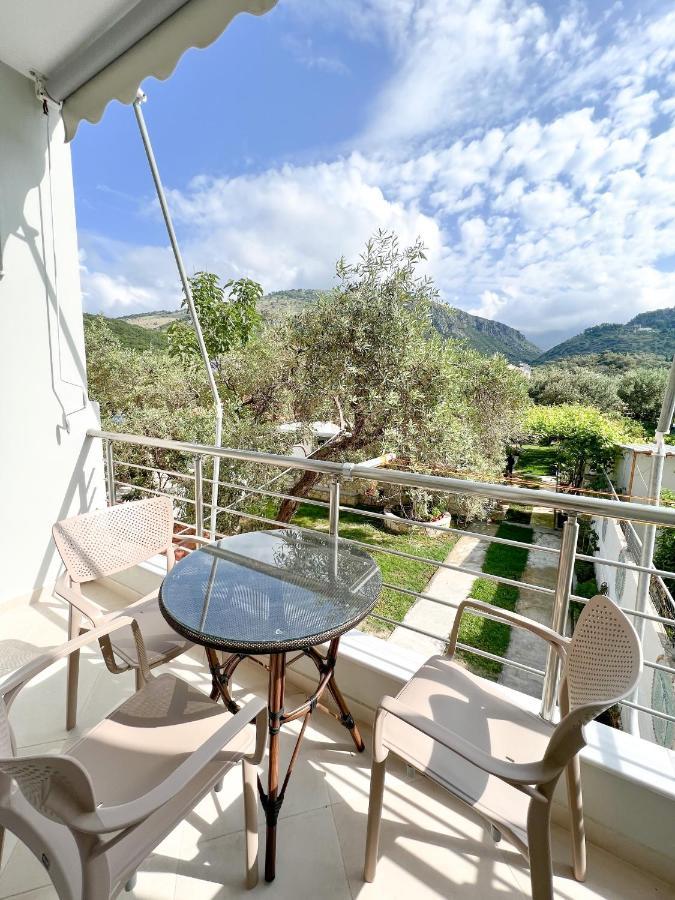 Ionian View B&B Himarë Exterior foto